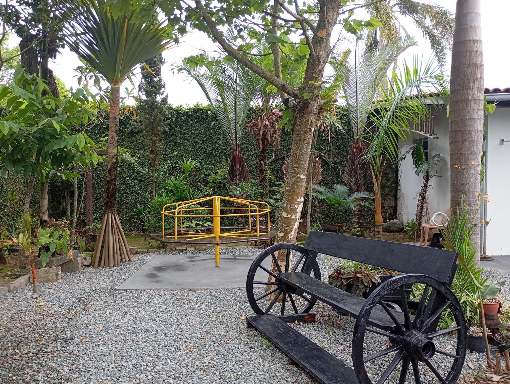 Вилла Casa Em Penha Пенья Экстерьер фото